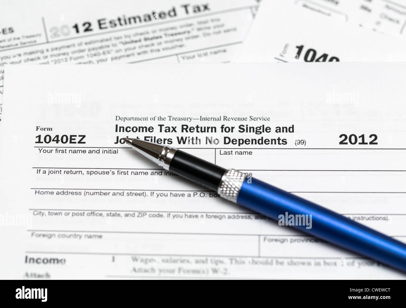 1040ez Form Hi res Stock Photography And Images Alamy